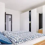 Homely Place Center 3* 波兹南