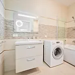 酒店 Homely Place Center 波兹南