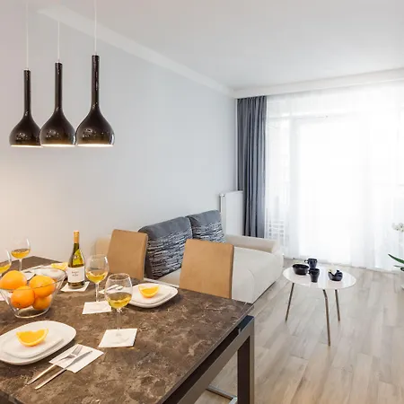 Homely Place Center 3* Познань