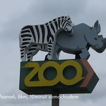 Homely Place Center ホテル