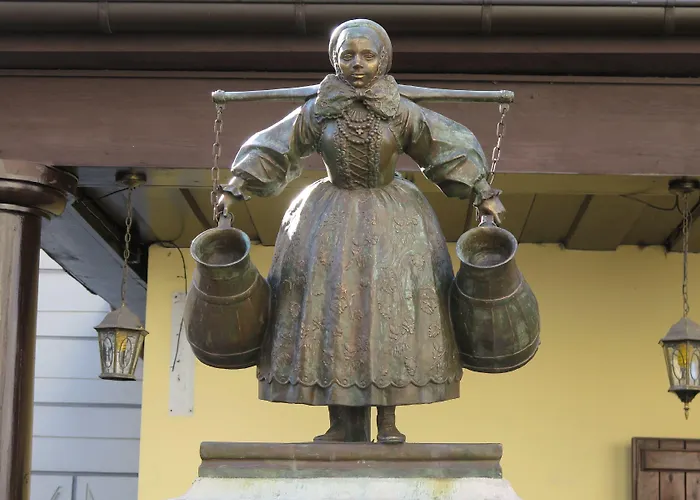 Homely Place Center 3* Poznań